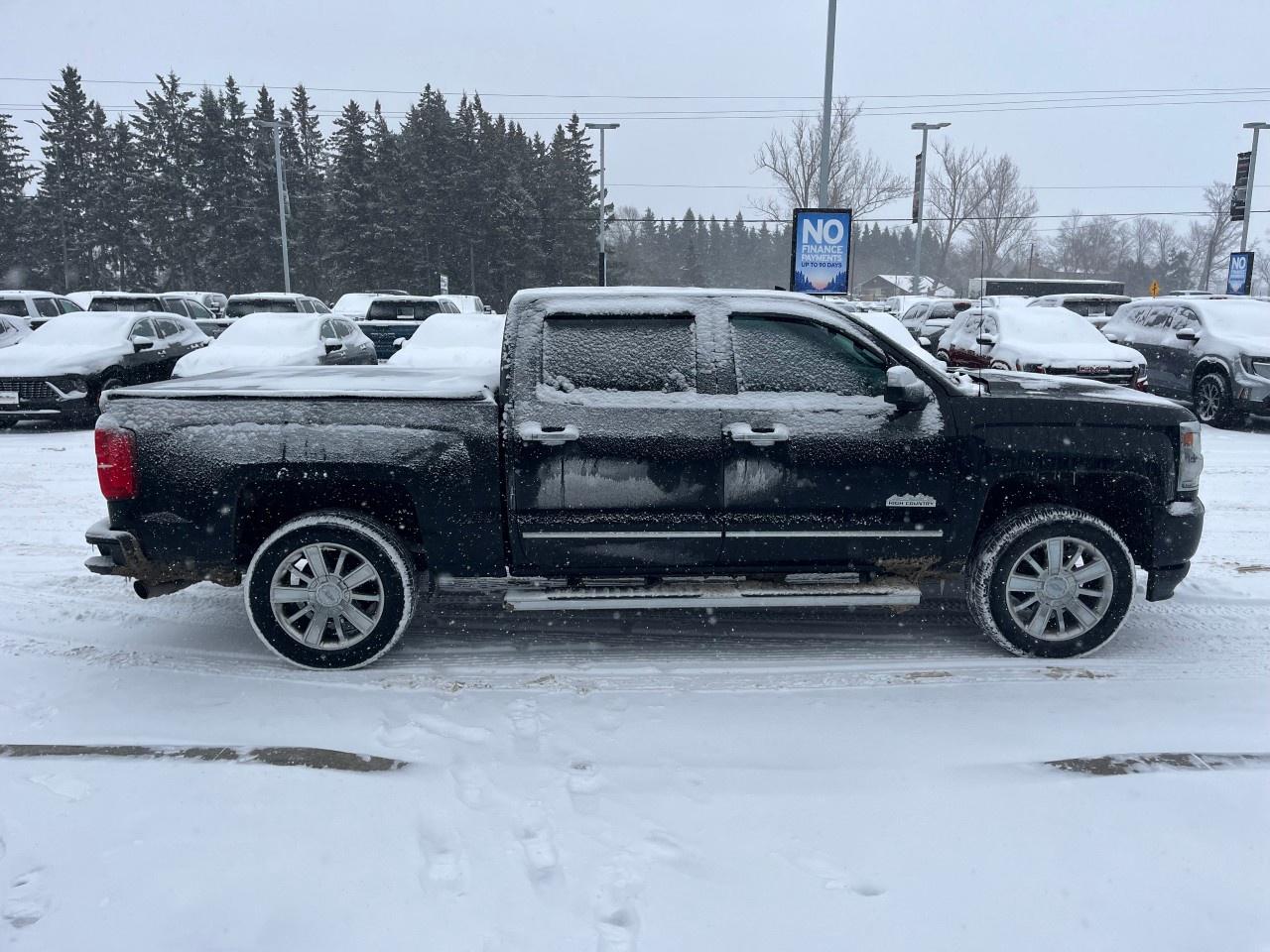 2018 Chevrolet Silverado 1500 Crew Cab Short Box 4-Wheel Drive High Country Photo