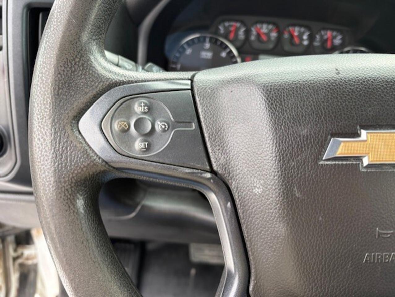 2016 Chevrolet Silverado 1500 4WD V8 **REGULAR CAB-8 FOOT LONG BOX** Photo