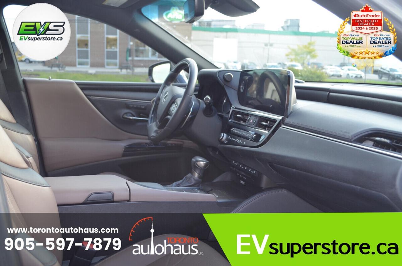 2022 Lexus ES LUXURY I HYBRID I FACTORY WARRANTY Photo