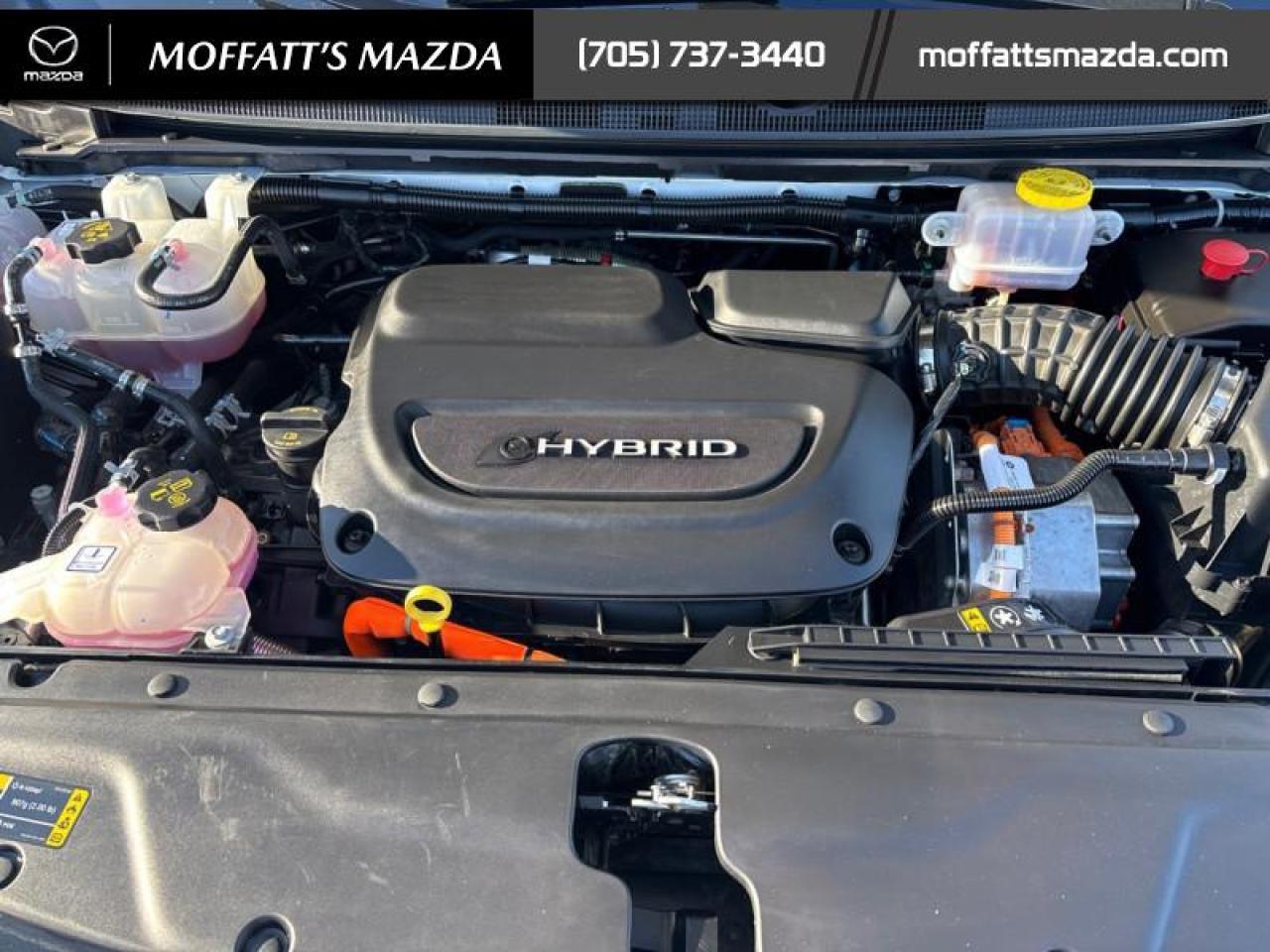 2023 Chrysler Pacifica Hybrid Pinnacle Photo