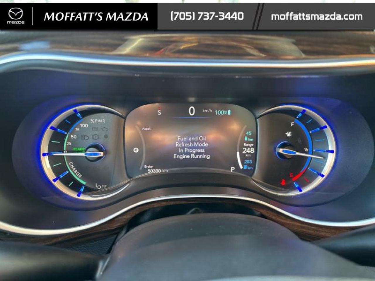 2023 Chrysler Pacifica Hybrid Pinnacle Photo