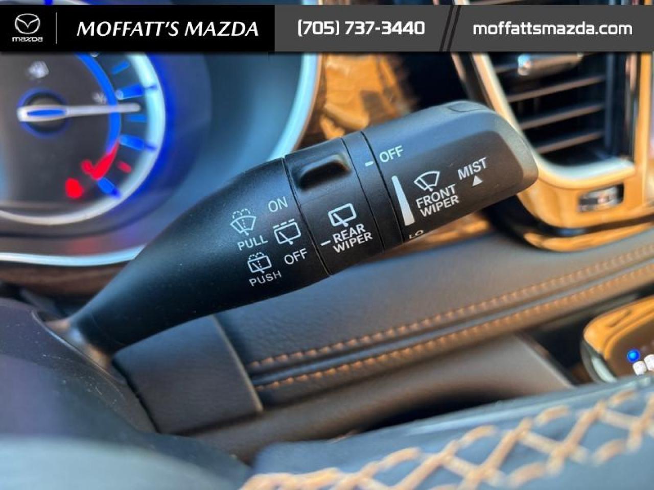 2023 Chrysler Pacifica Hybrid Pinnacle Photo