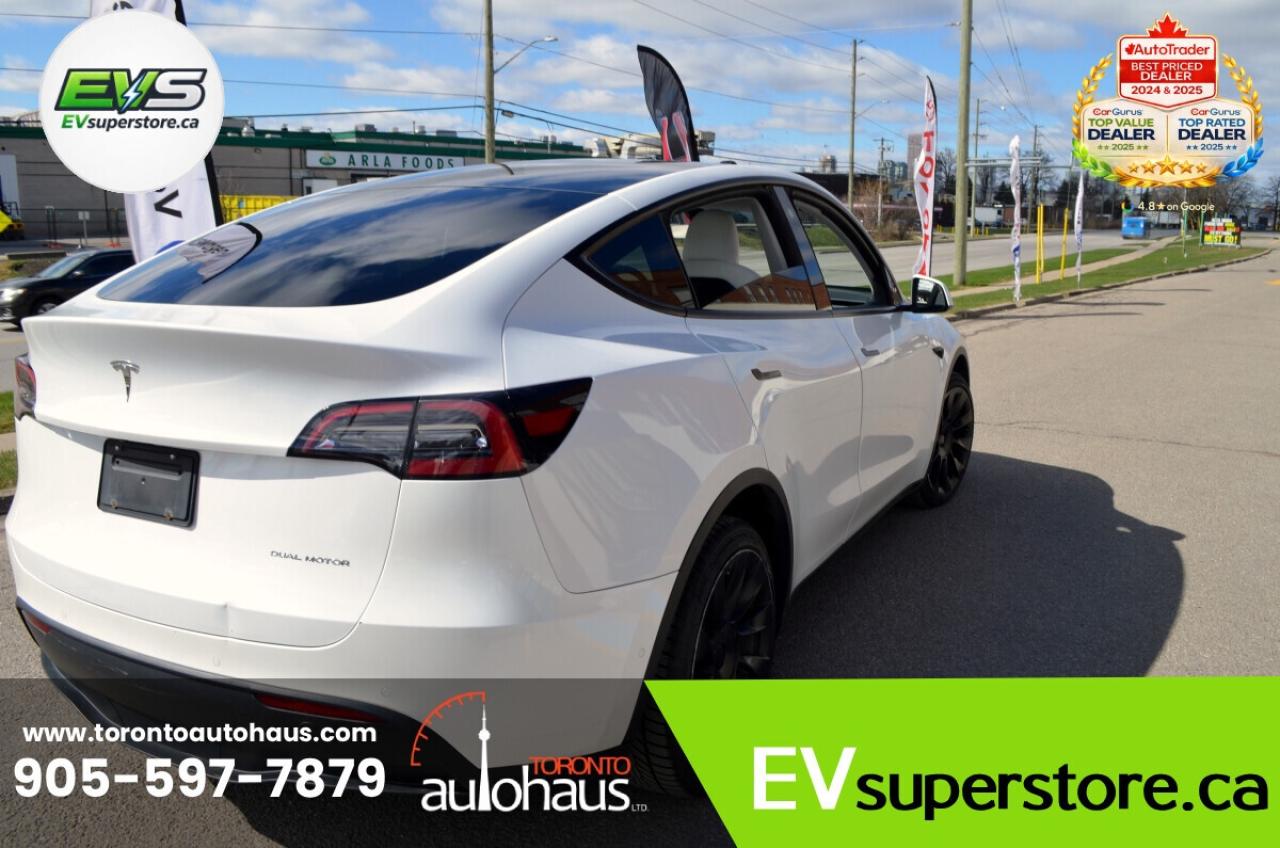 2022 Tesla Model Y PERFORMANCE I WHITE INT I AT EVSUPERSTORE.CA Photo