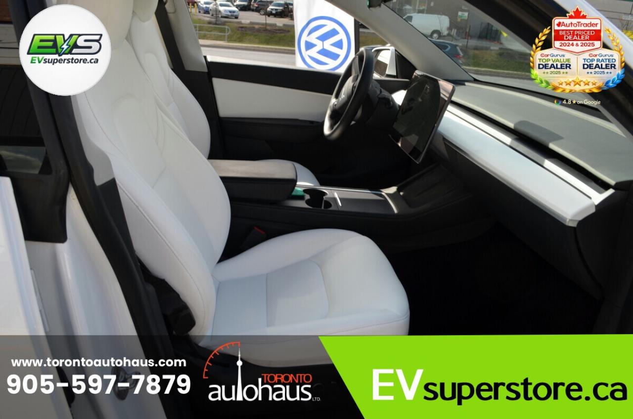2022 Tesla Model Y PERFORMANCE I WHITE INT I AT EVSUPERSTORE.CA Photo