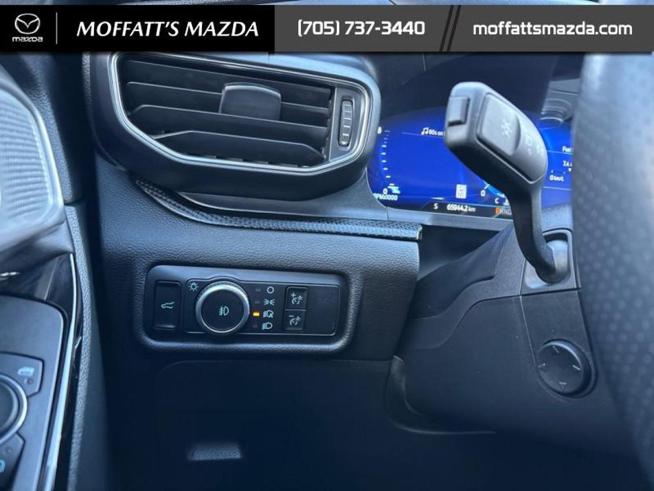 2023 Ford Explorer ST Photo