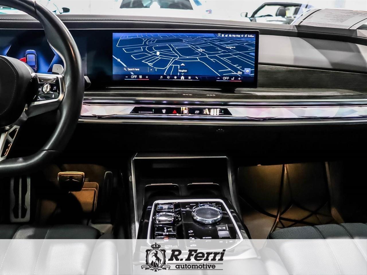 2024 BMW 760 i xDrive 4dr All-Wheel Drive Sedan Photo