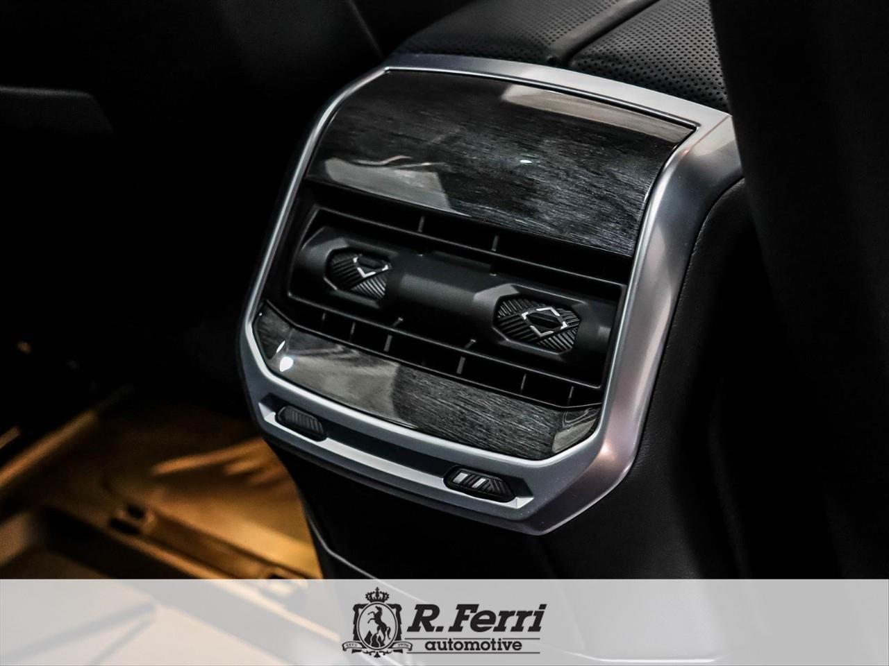 2024 BMW 760 i xDrive 4dr All-Wheel Drive Sedan Photo