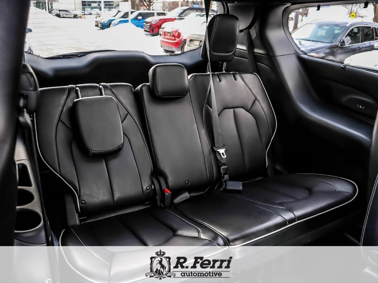 2021 Chrysler Pacifica Limited All-Wheel Drive Passenger Van Photo