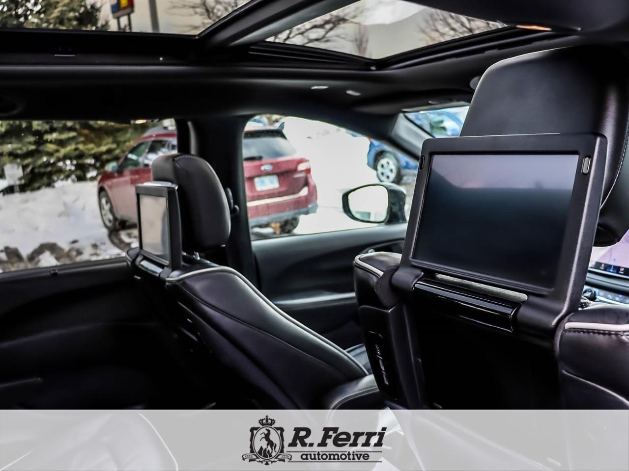 2021 Chrysler Pacifica Limited All-Wheel Drive Passenger Van Photo