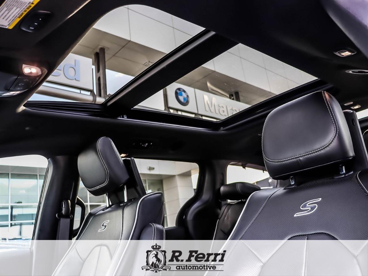 2021 Chrysler Pacifica Limited All-Wheel Drive Passenger Van Photo