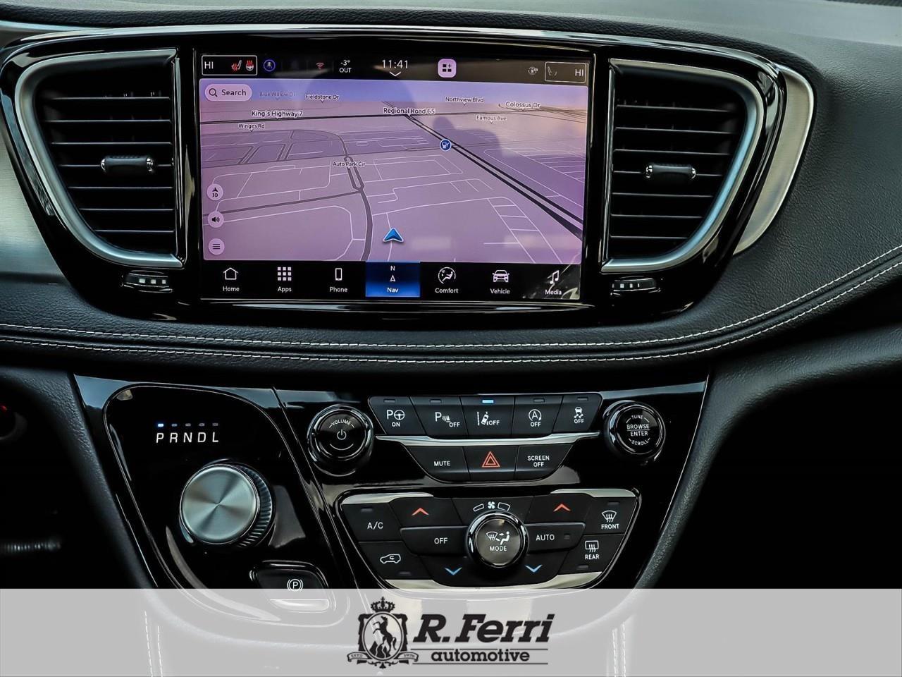 2021 Chrysler Pacifica Limited All-Wheel Drive Passenger Van Photo