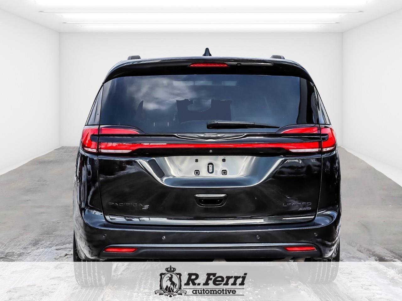 2021 Chrysler Pacifica Limited All-Wheel Drive Passenger Van Photo