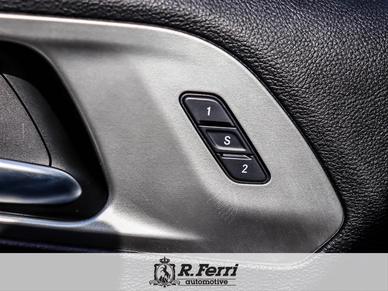 2021 Chrysler Pacifica Limited All-Wheel Drive Passenger Van Photo