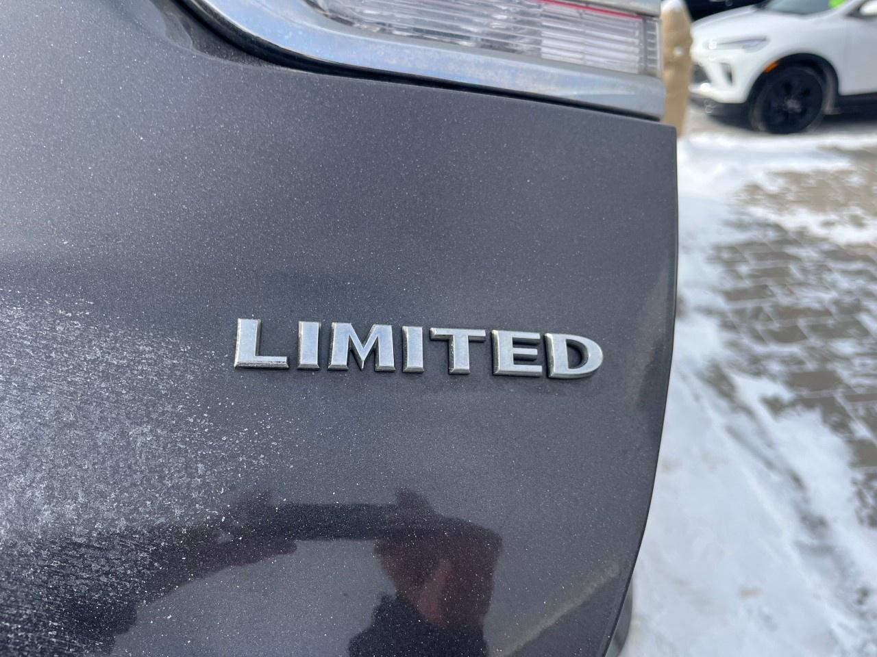 2015 Jeep Grand Cherokee 4WD 4Dr Limited Photo