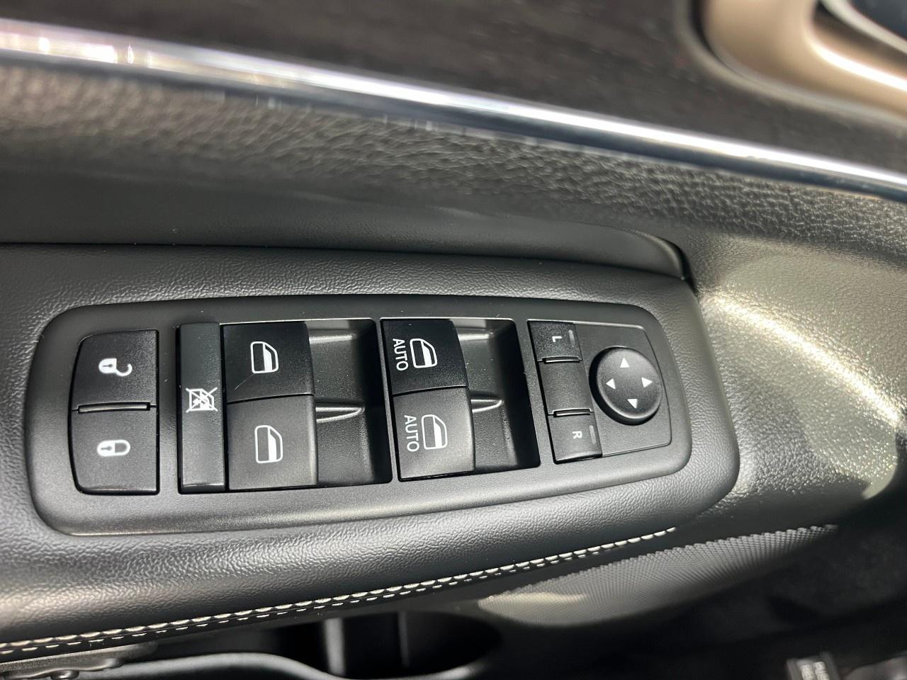 2015 Jeep Grand Cherokee 4WD 4Dr Limited Photo