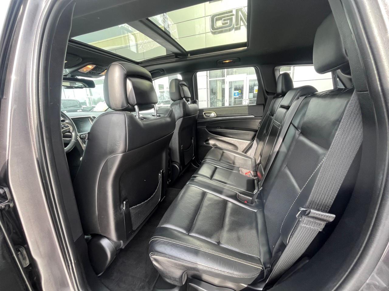 2015 Jeep Grand Cherokee 4WD 4Dr Limited Photo