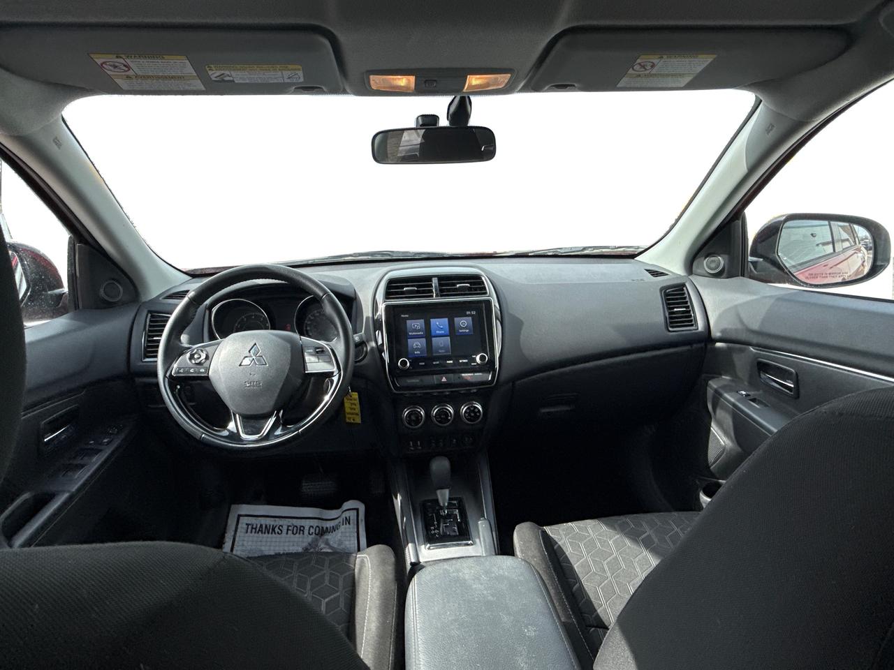 2024 Mitsubishi RVR AWD HEATED SEATS CRUSIE MINT WE FINANCE ALL CREDIT Photo