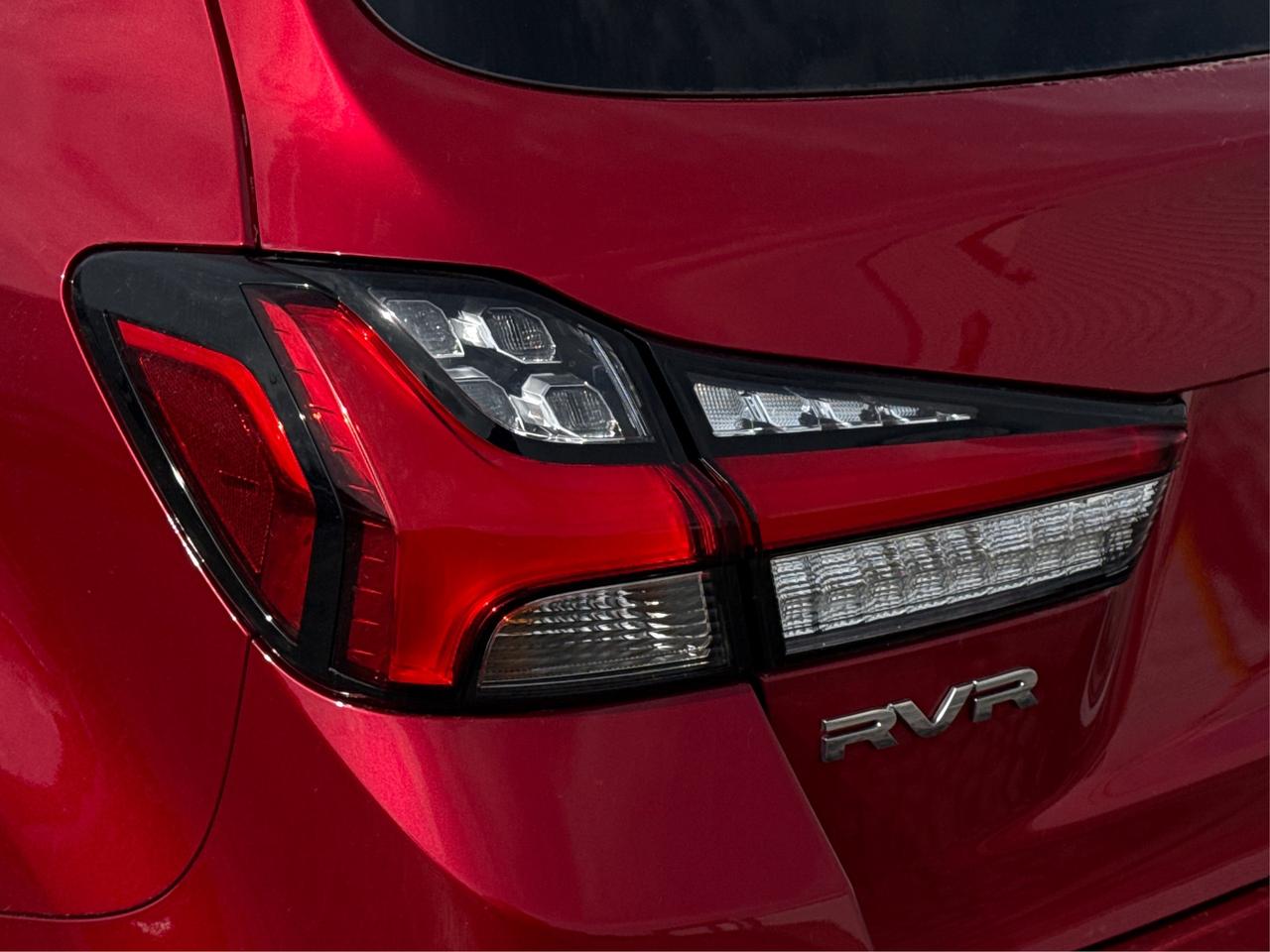 2024 Mitsubishi RVR AWD HEATED SEATS CRUSIE MINT WE FINANCE ALL CREDIT Photo