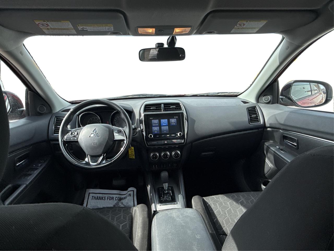 2024 Mitsubishi RVR AWD HEATED SEATS CRUSIE MINT WE FINANCE ALL CREDIT Photo