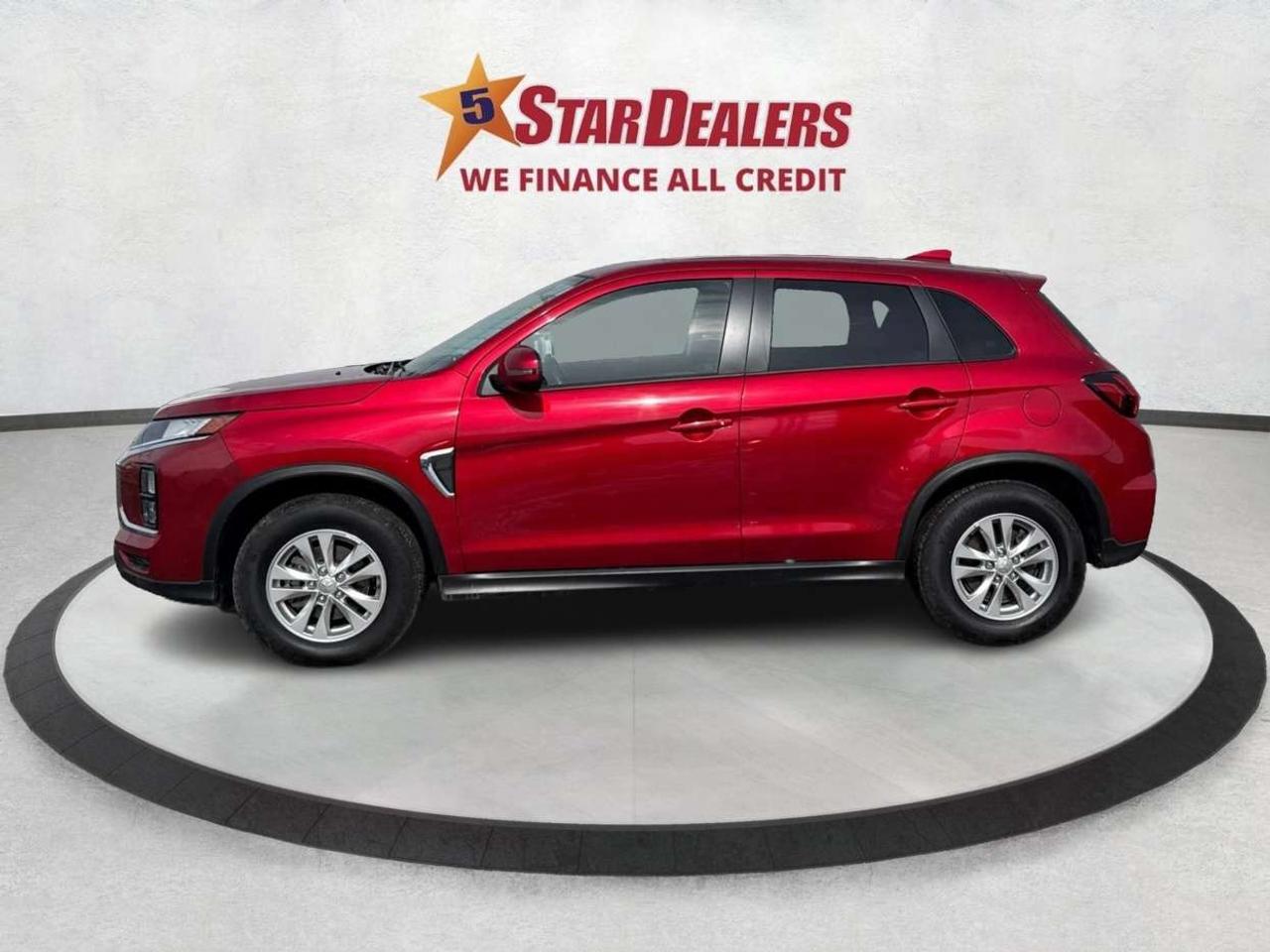 2024 Mitsubishi RVR AWD HEATED SEATS CRUSIE MINT WE FINANCE ALL CREDIT Photo