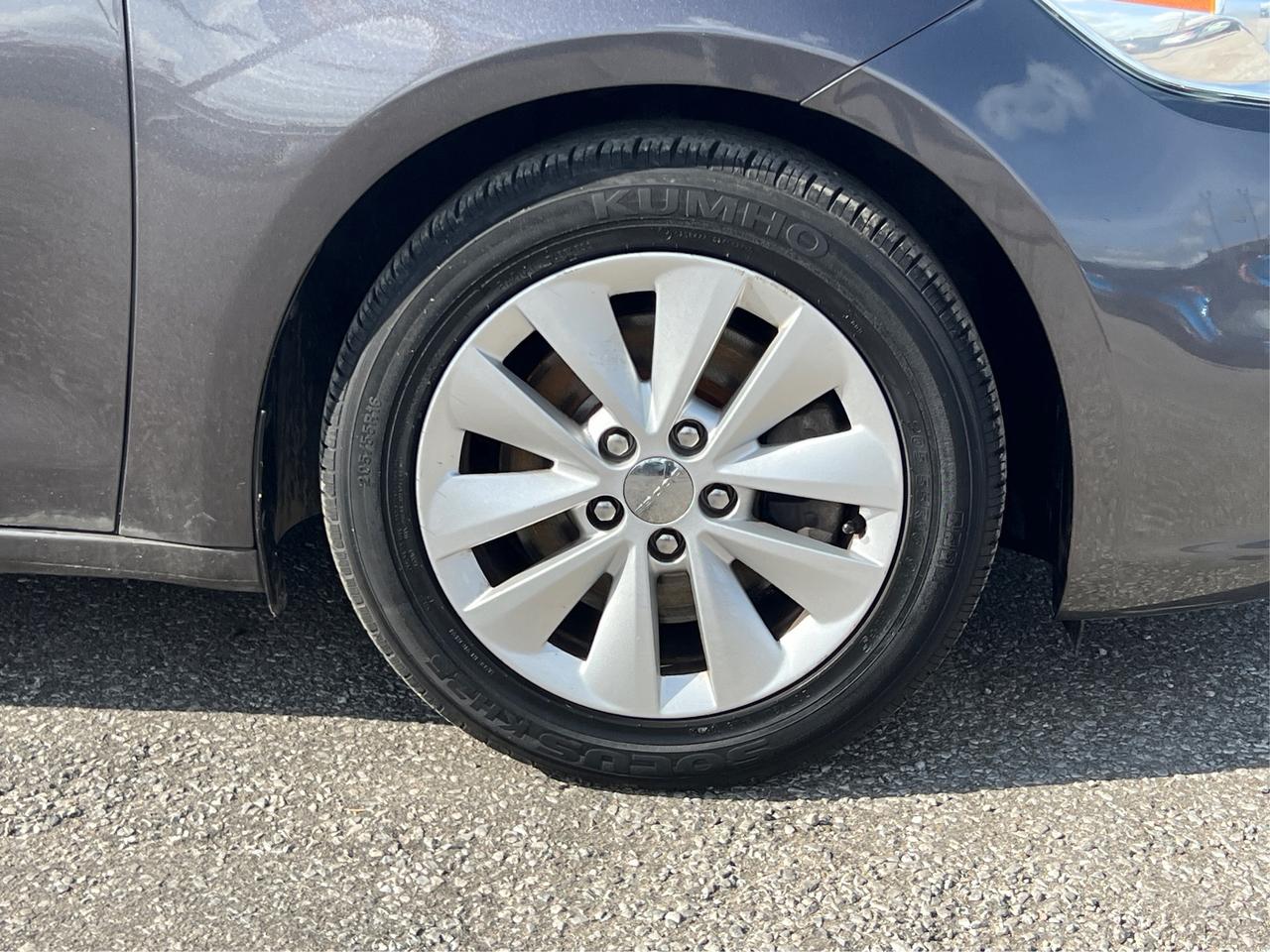 2015 Dodge Dart REAR CAM CLEAN MUST SEE WE FINANCE ALL CREDIT! Photo