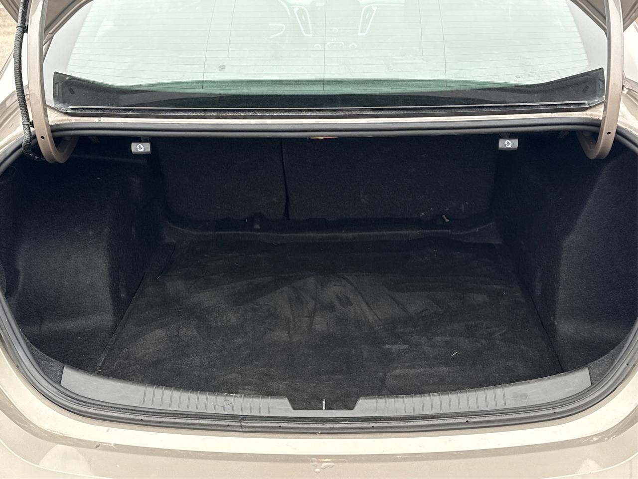 2023 Chevrolet Malibu LT POWER SEATS REAR CAM WE FINANCE ALL CREDIT! Photo