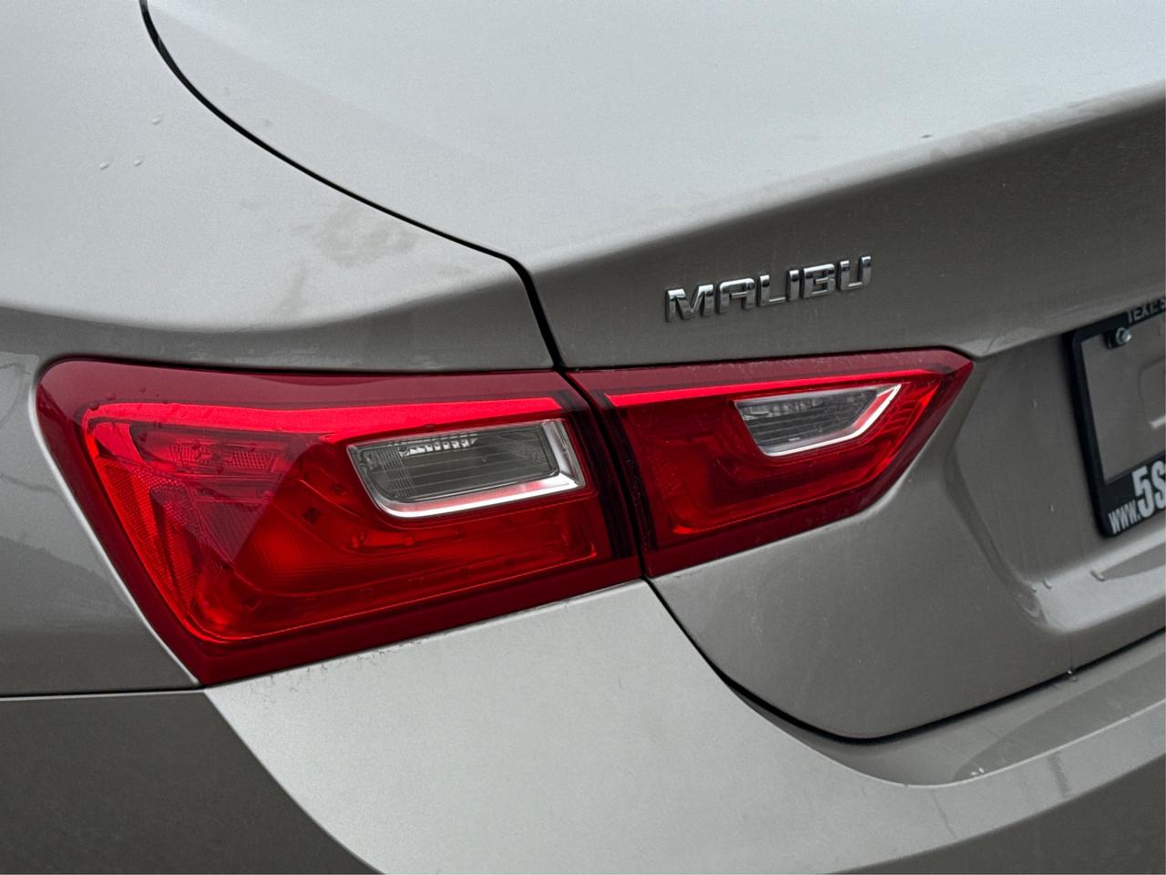 2023 Chevrolet Malibu LT POWER SEATS REAR CAM WE FINANCE ALL CREDIT! Photo