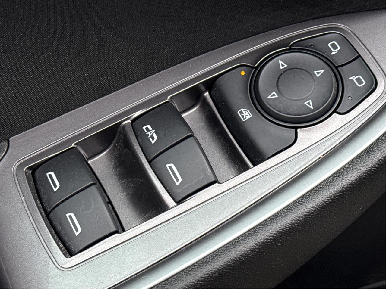 2023 Chevrolet Malibu LT POWER SEATS REAR CAM WE FINANCE ALL CREDIT! Photo