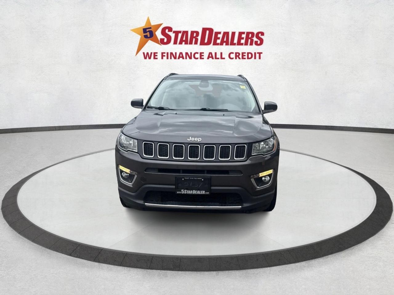 2019 Jeep Compass AWD LEATHER HEATED SEATS WE FINANCE ALL CREDIT Photo