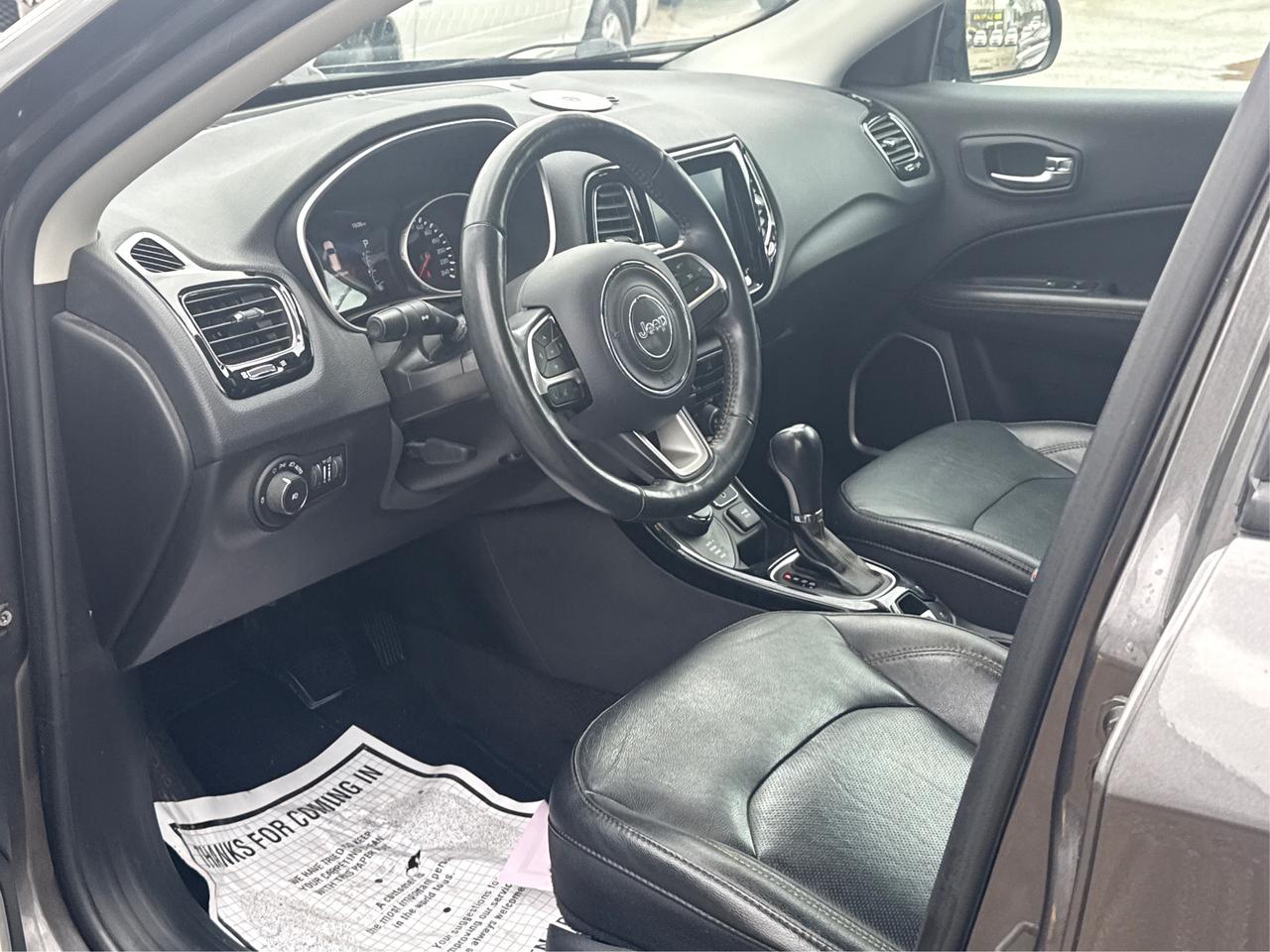 2019 Jeep Compass AWD LEATHER HEATED SEATS WE FINANCE ALL CREDIT Photo