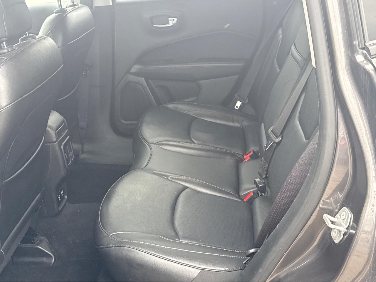 2019 Jeep Compass AWD LEATHER HEATED SEATS WE FINANCE ALL CREDIT Photo
