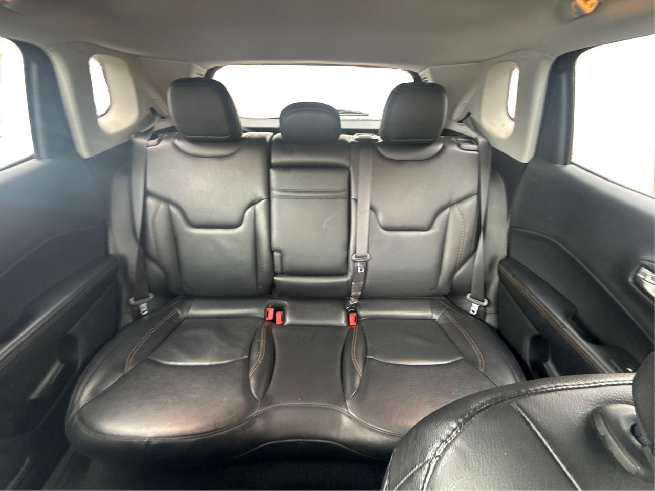 2019 Jeep Compass AWD LEATHER HEATED SEATS WE FINANCE ALL CREDIT Photo