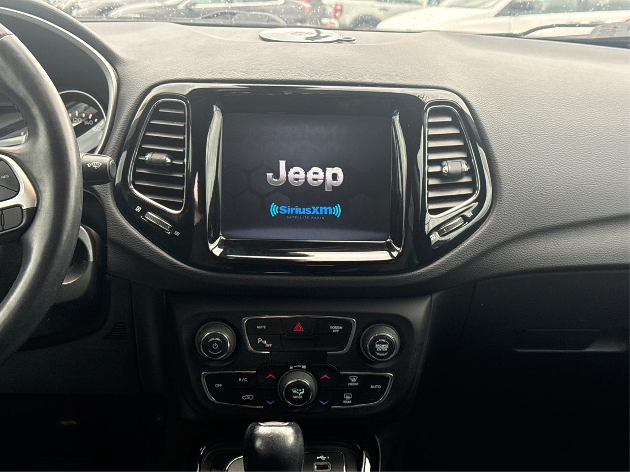 2019 Jeep Compass AWD LEATHER HEATED SEATS WE FINANCE ALL CREDIT Photo