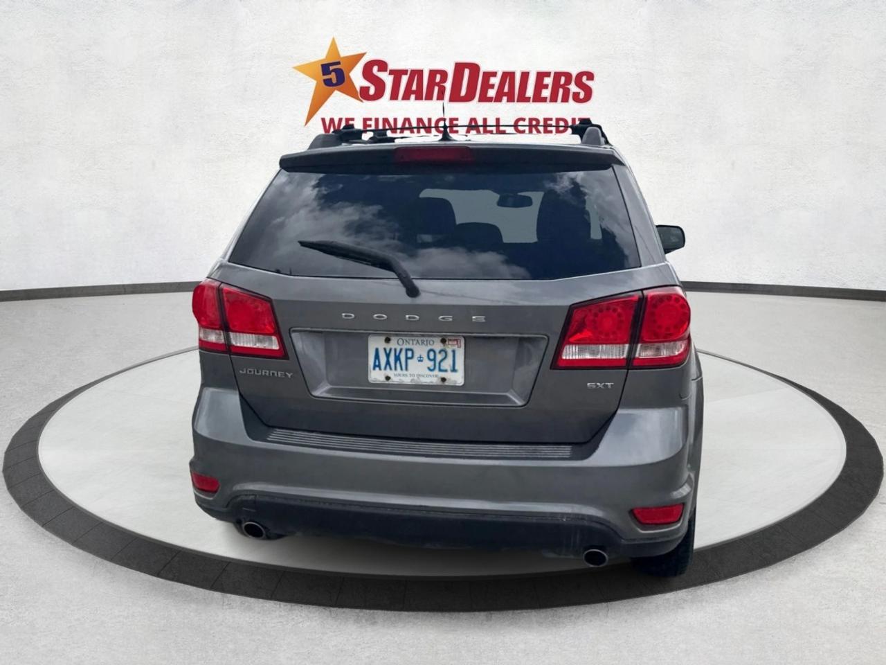 2012 Dodge Journey SXT DRIVE GREAT WE FINANCE ALL CREDIT Photo3