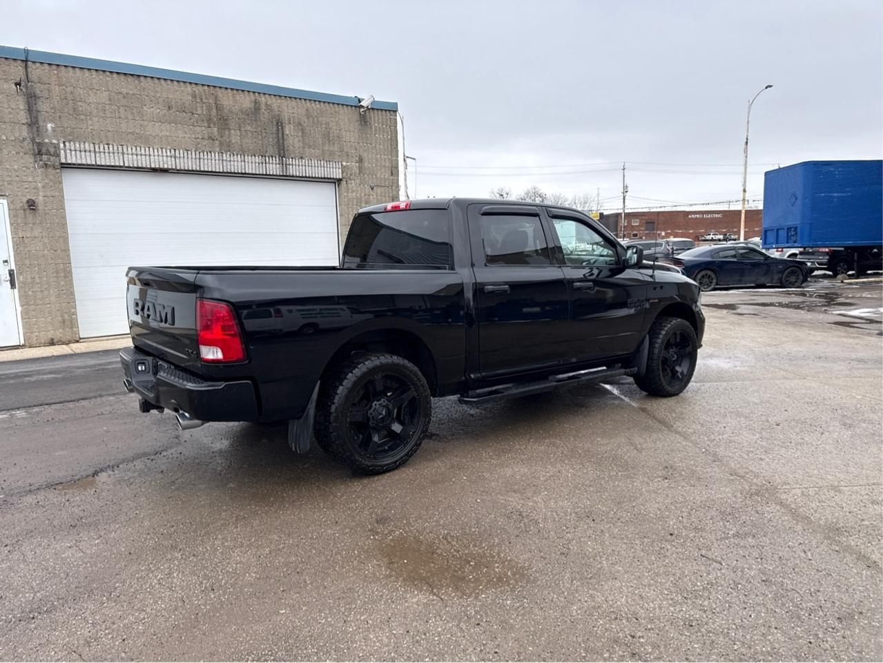 2021 RAM 1500 Classic Express 4x4 Crew Cab 5'7  Bx WE FINANCE ALL CREDIT Photo