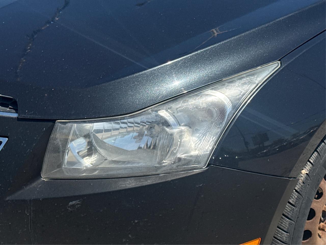2014 Chevrolet Cruze LEATHER SUNROOF  WE FINANCE ALL CREDIT Photo