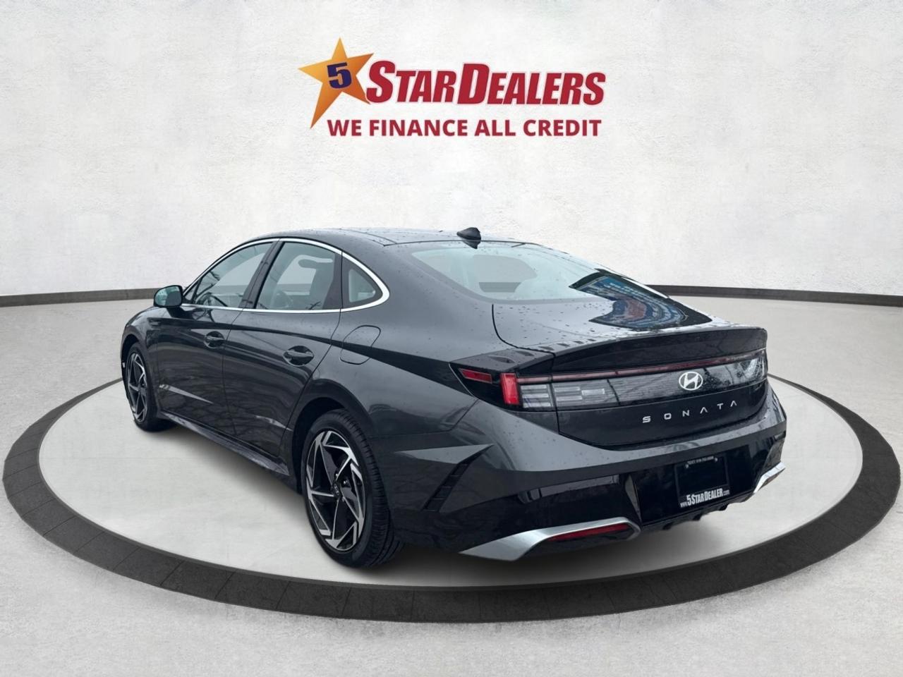 2024 Hyundai Sonata SUNROOF HEATED SEATS LOADED WE FINANCE ALL CREDIT! Photo