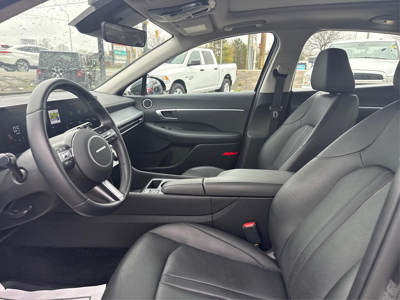 2024 Hyundai Sonata SUNROOF HEATED SEATS LOADED WE FINANCE ALL CREDIT! Photo