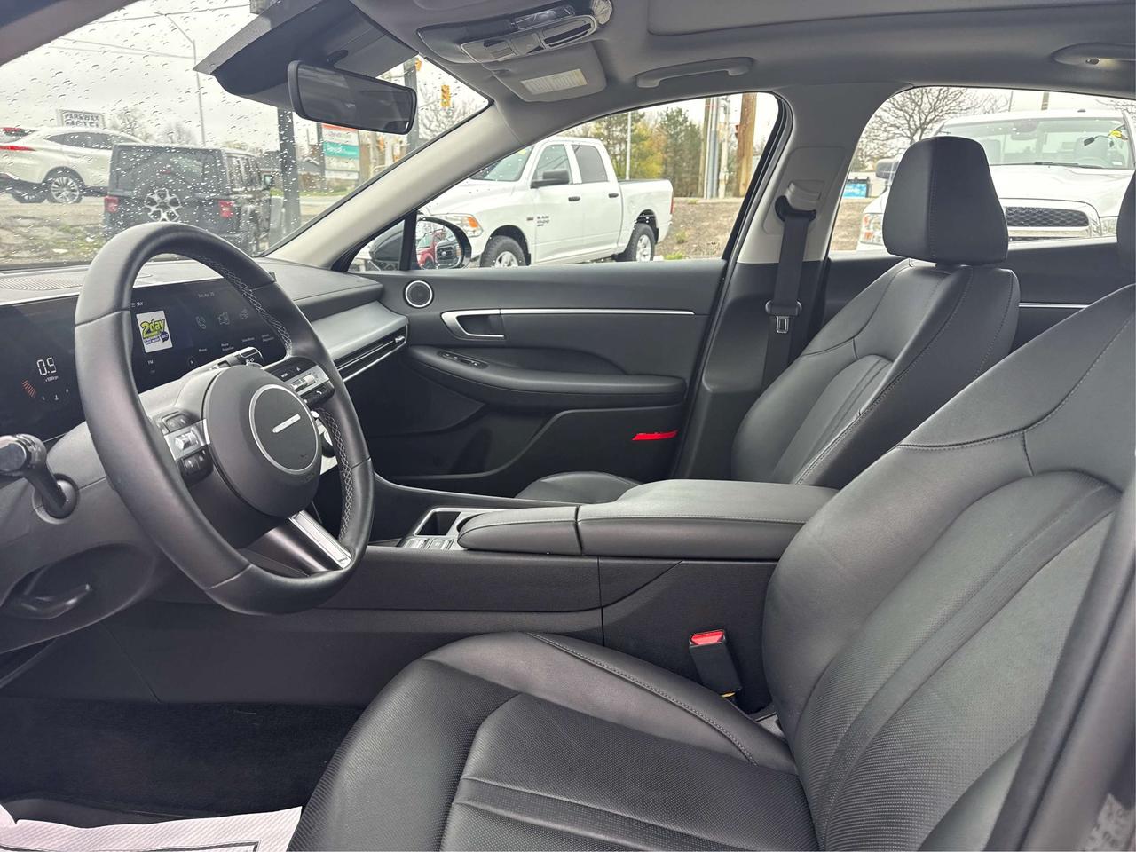 2024 Hyundai Sonata SUNROOF HEATED SEATS LOADED WE FINANCE ALL CREDIT! Photo