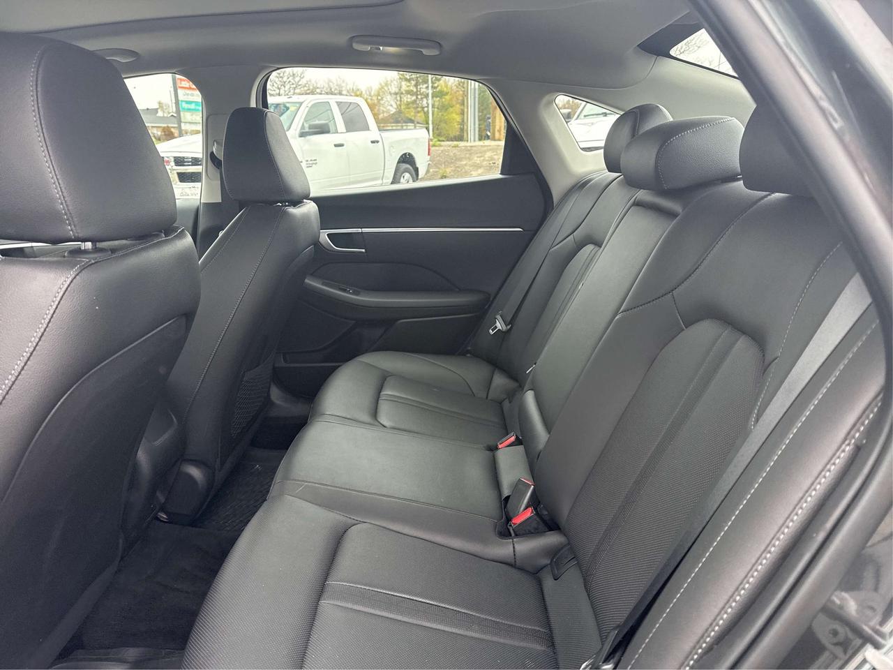 2024 Hyundai Sonata SUNROOF HEATED SEATS LOADED WE FINANCE ALL CREDIT! Photo