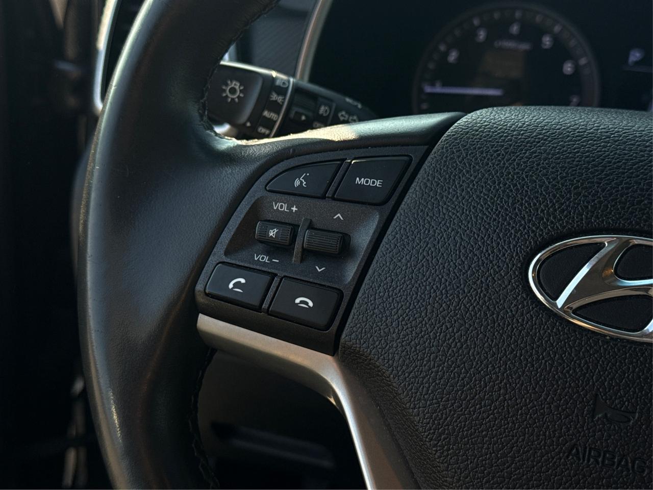 2021 Hyundai Tucson AWD NAV SUNROOF LOADED! WE FINANCE ALL CREDIT! Photo