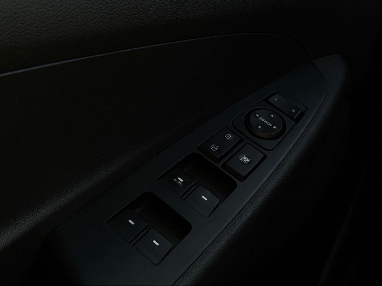 2021 Hyundai Tucson AWD NAV SUNROOF LOADED! WE FINANCE ALL CREDIT! Photo