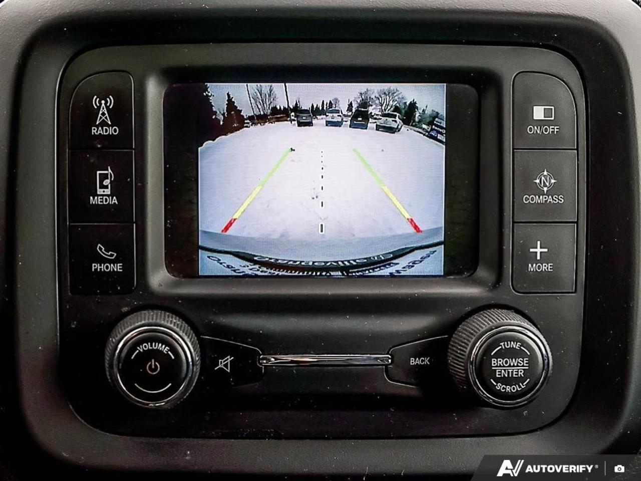 2015 Jeep Renegade NorthCERTIFIED AS-TRADED, ACCIDENT-FREE, 4WD, MY S Photo