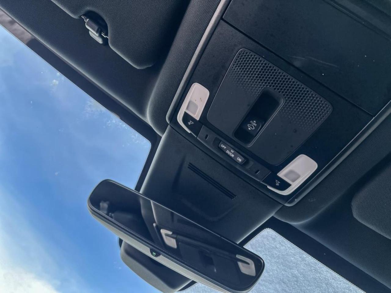 2024 Honda CR-V Hybrid EX-L Photo