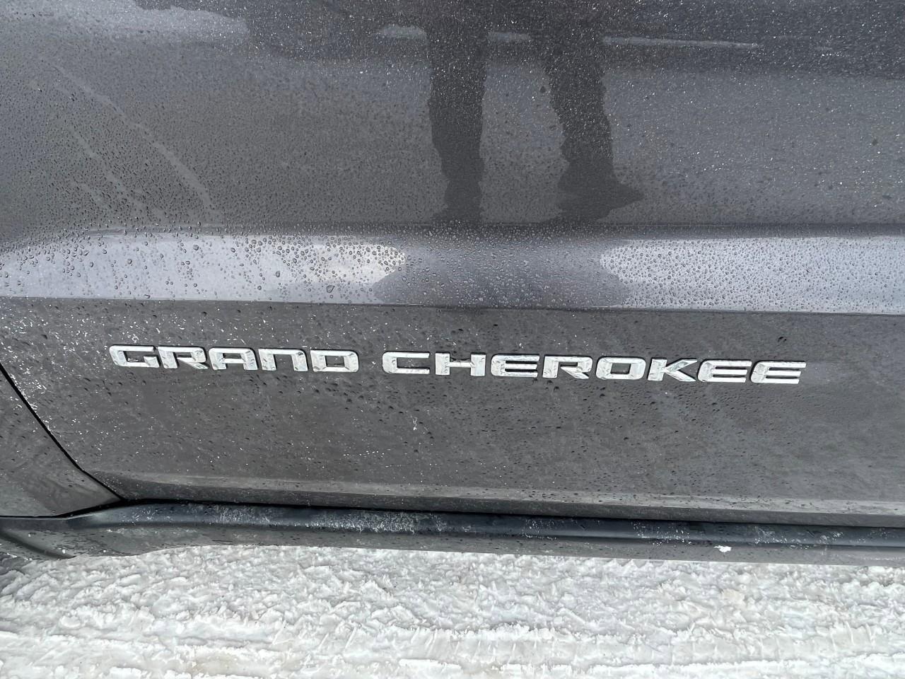 2015 Jeep Grand Cherokee 4WD 4Dr Limited Photo3