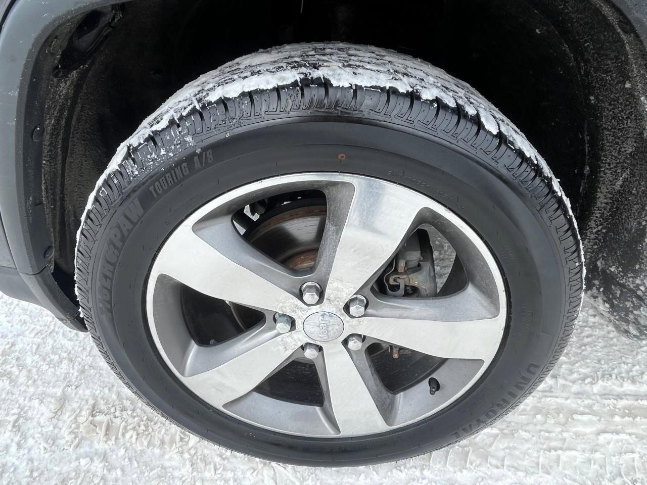 2015 Jeep Grand Cherokee 4WD 4Dr Limited Photo