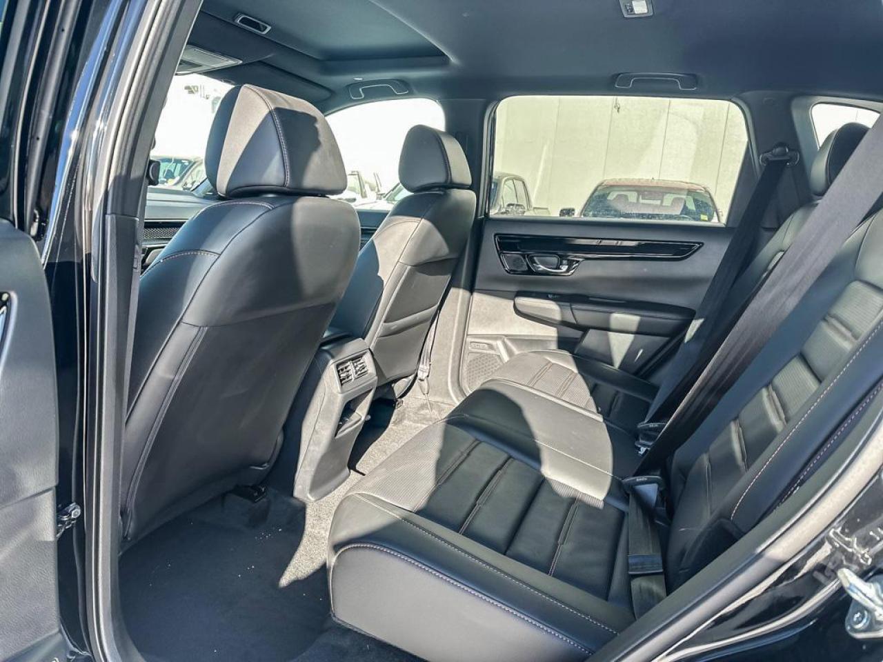 2025 Honda CR-V Hybrid Touring Photo