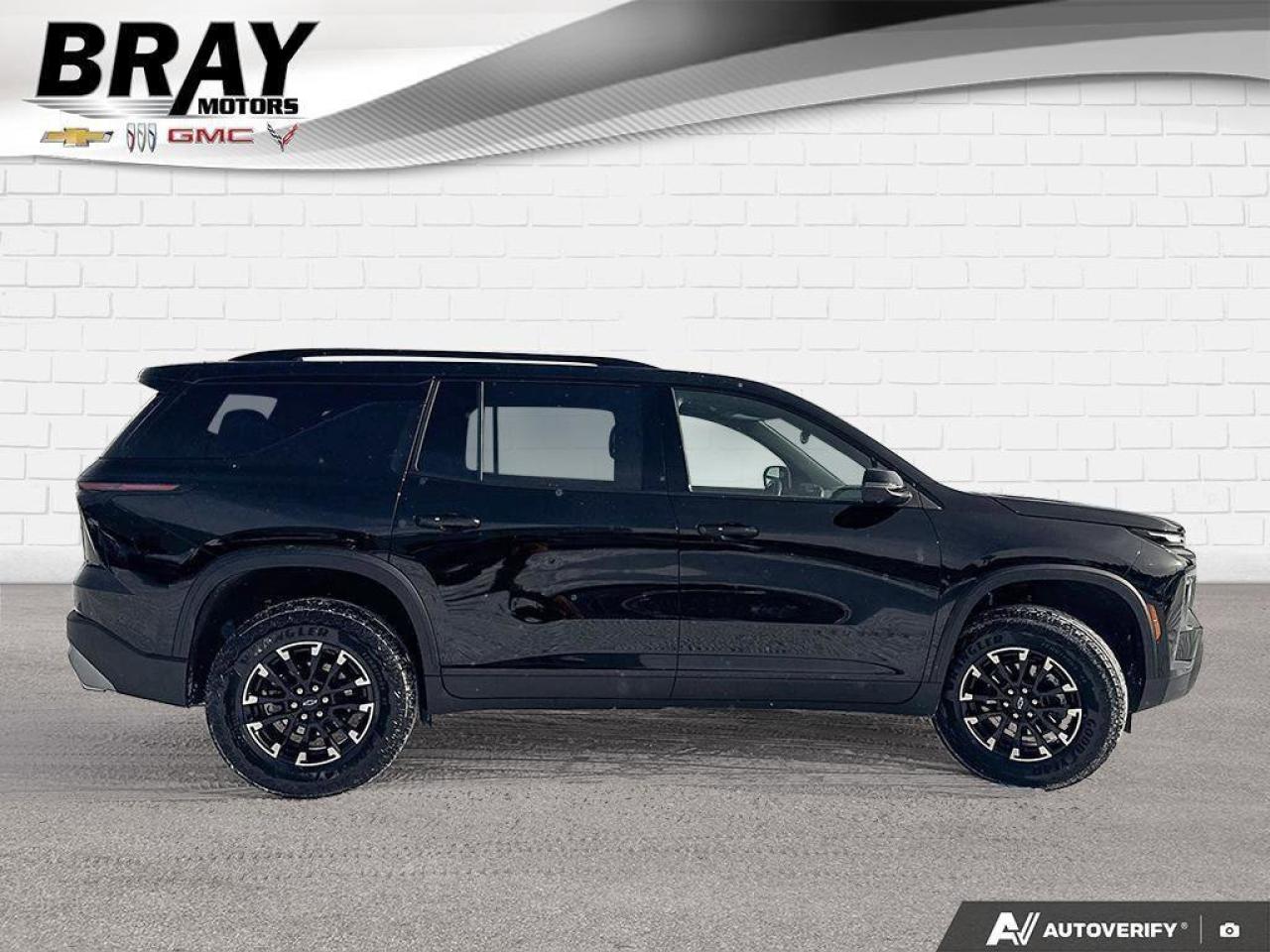 2025 Chevrolet Traverse Z71   ALL WEATHER MATS   LEATHER SEATING Photo