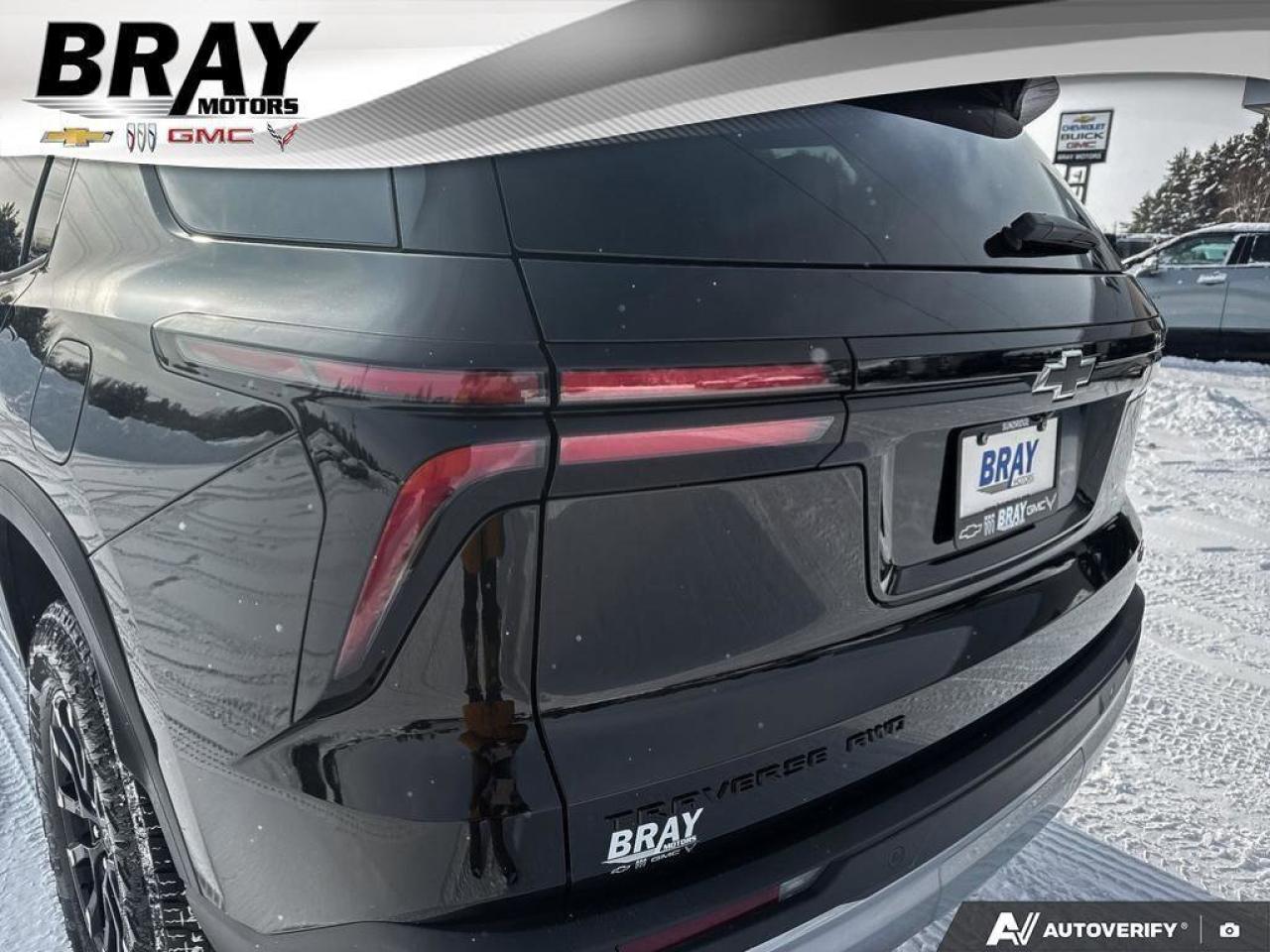 2025 Chevrolet Traverse Z71   ALL WEATHER MATS   LEATHER SEATING Photo