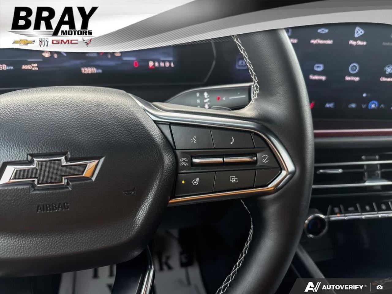 2025 Chevrolet Traverse Z71   ALL WEATHER MATS   LEATHER SEATING Photo